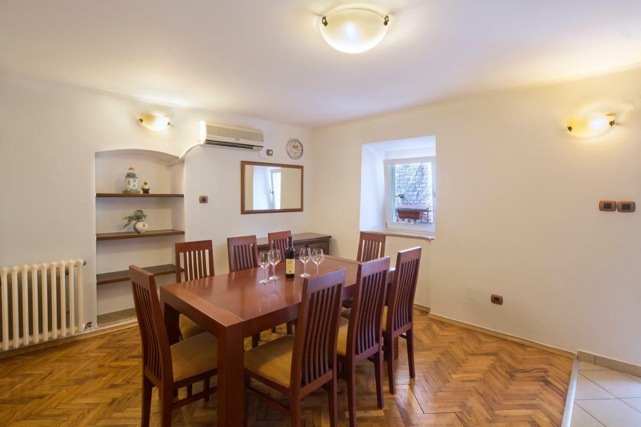 Apartment Kovacevic Old Town 부드바 외부 사진